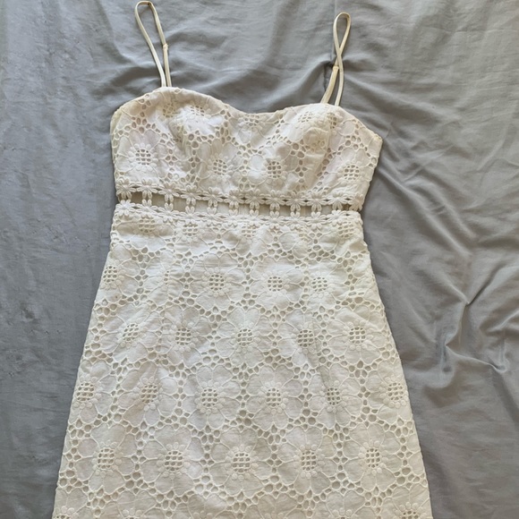 Lily Pulitzer Sheena Eyelet Dress - Picture 1 of 3